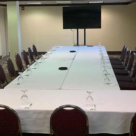 Clarion Hotel & Suites Conference Center Memphis Airport Esterno foto